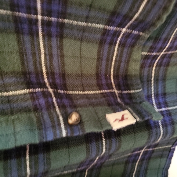 Hollister women’s size L flannel Boyfriend Fit - Picture 3 of 8